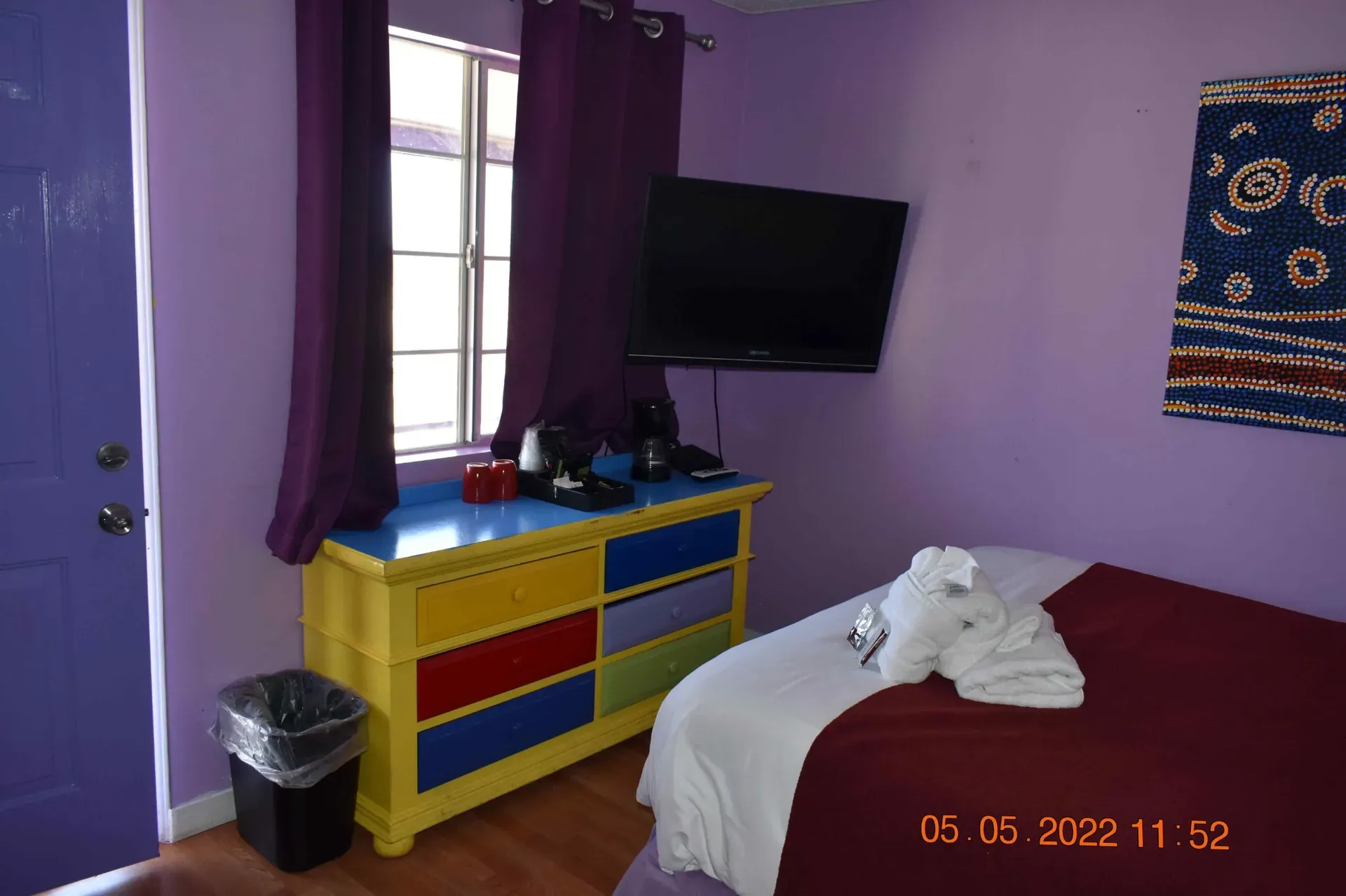 9palmsinn-hotel-room-joshua-tree-21